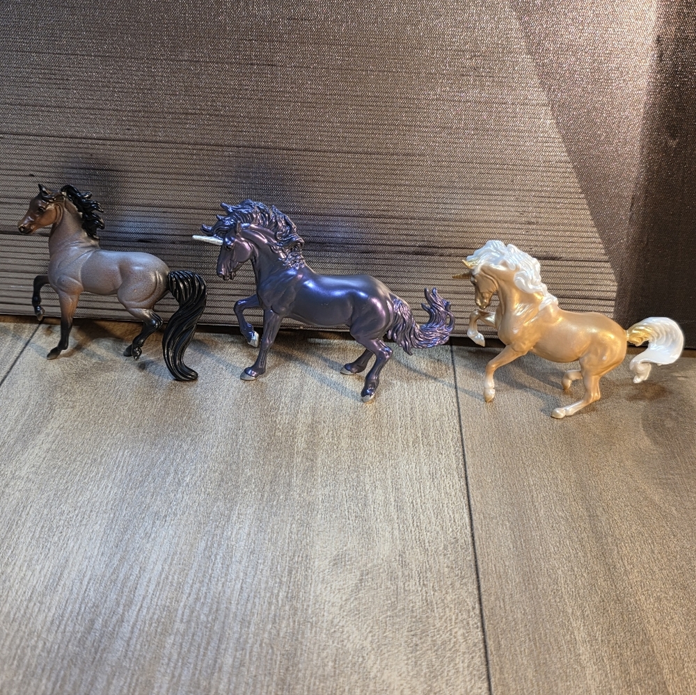 Elegant Horse Figurine Set - Black, Purple, and Tan Breyer